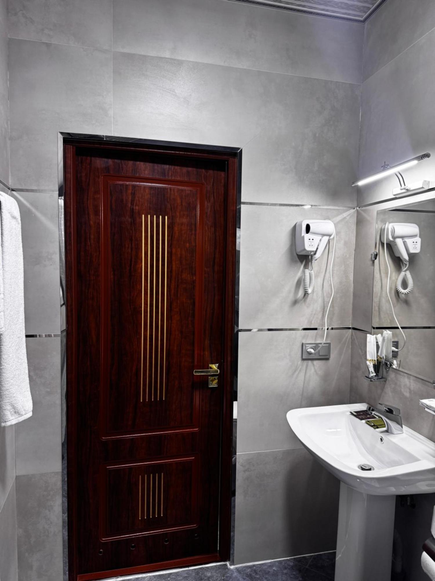 Salomat Guest House Samarkand Eksteriør billede